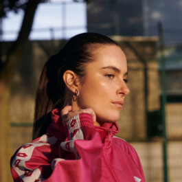 carin_kelly_lucie_hugary_press_02